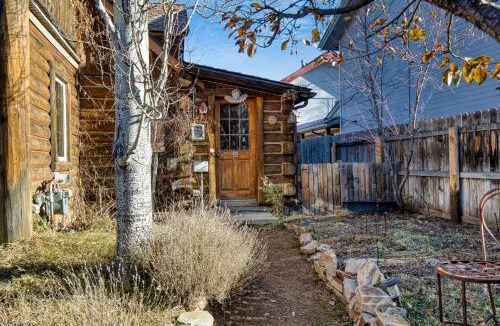 Ketchum House | Charming Ketchum Cottage with Gourmet Kitchen