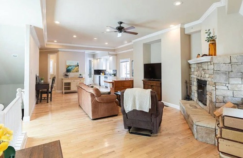 Cedar Glen House | Charming Lake Arrowhead Escape-Dog Friendly