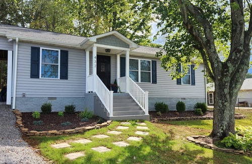 Gilbertsville House | Charming Lake Area 3-bedroom Home