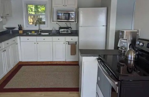 Hopatcong House | Charming Lake House w/Large Dock