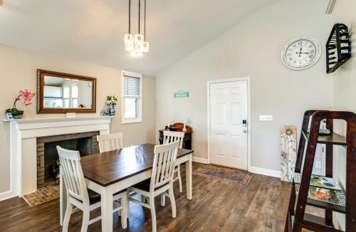 Gilbert House | Charming Lake Murray Cottage Breezys Blyss