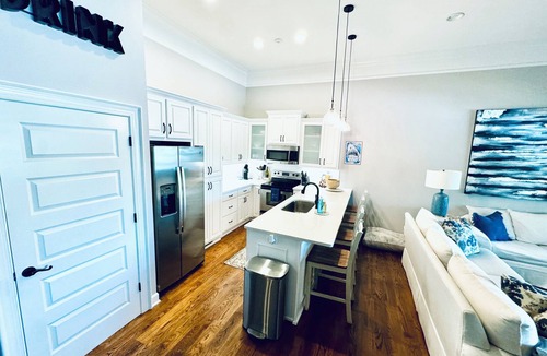 Northport Condo | Charming Lake Tuscaloosa Retreat