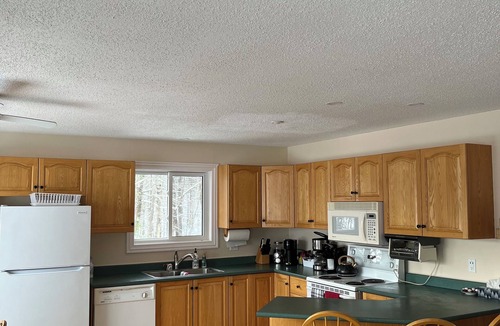 Greater Madawaska Cottage | Charming Lakefront Cottage