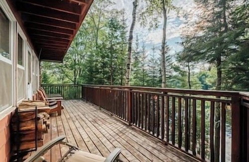 Faraday Cottage | Charming Lakefront Cottage w/Hot Tub & Fire Pit, WiFi