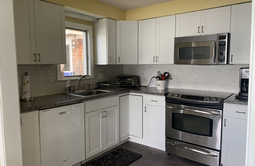 Lake Pocotopaug House | Charming Lakefront Home with Sunset Views