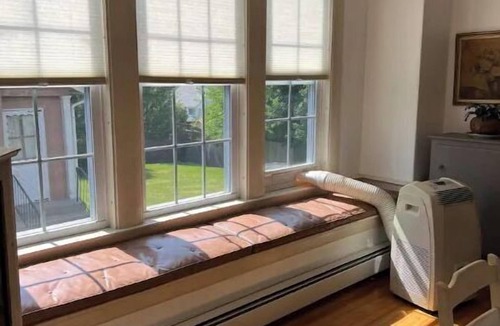 Worcester House | CHARMING LARGE 3 Bedroom Entire Home