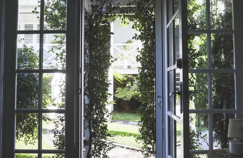 Merewether Cottage | Charming light filled cottage just 150 metres from Merewether Beach and baths.