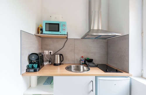 Cambrai Apartment | Charming, light-filled studio - Centre-ville-Gare