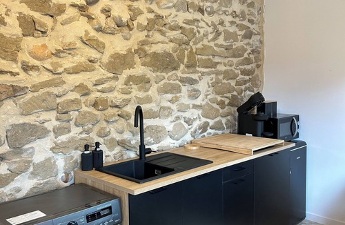 Mours-Saint-Eusebe House | Charming little house