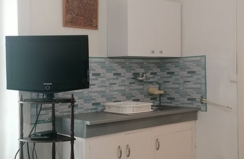 Saint-Claude Apartment | Charming little art deco apartment