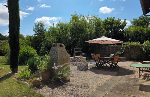 Terssac House | Charming little cottage located 7km from the episcopal city of Albi.