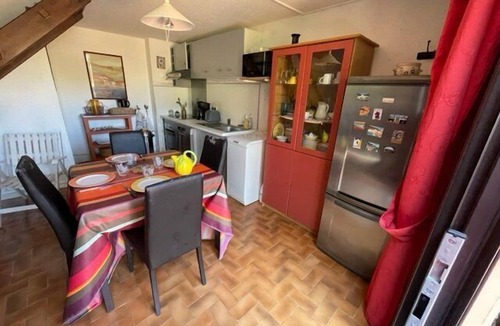 Les Arenes Apartment | Charming little house with lovely outdoor air conditionning parking
