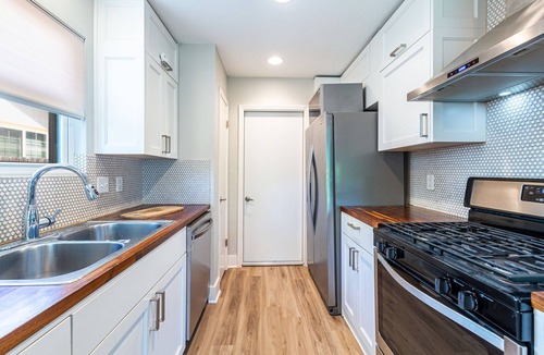 Buckingham Estates House | Charming little house in South Austin!