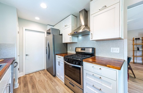 Buckingham Estates House | Charming little house in South Austin!