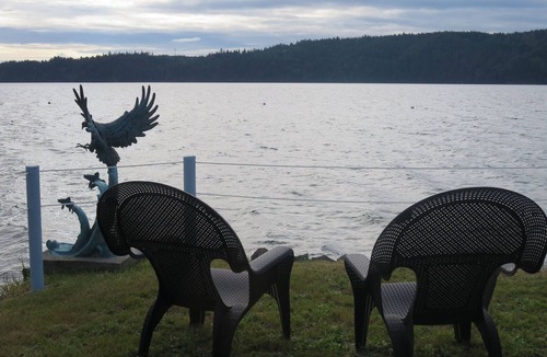 Matlock House | Charming little red beach house