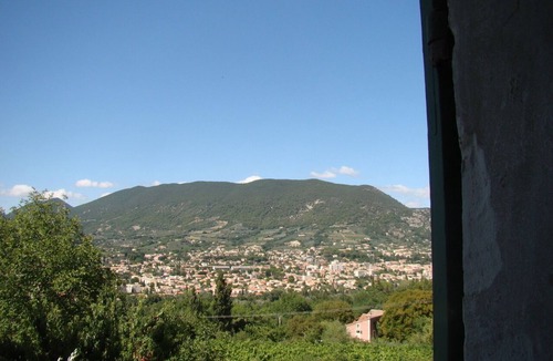 Nyons Apartment | Charming little studio, panoramic view of Nyons, swimmingpool, breakfast