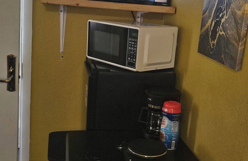 Carrolls Cabin | Charming lodge in delightful Kelso with AC, WiFi