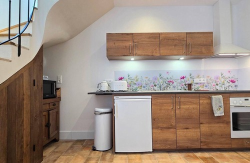 Montainville Cottage | Charming lodging - 2 guests, heart of Bourvil village