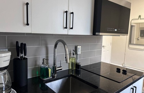Sandy Hill Apartment | Charming loft in Sandy Hill – Near U Ottawa