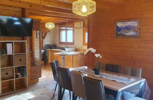 Marthod Ski Chalet | Charming log cabin