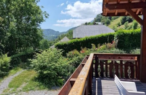 Marthod Ski Chalet | Charming log cabin