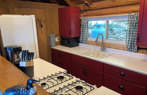 Rangeley Cabin | Charming Log Cabin Just Steps Away From Beatiful Rangeley Lake