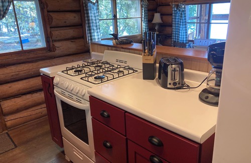 Rangeley Cabin | Charming Log Cabin Just Steps Away From Beatiful Rangeley Lake