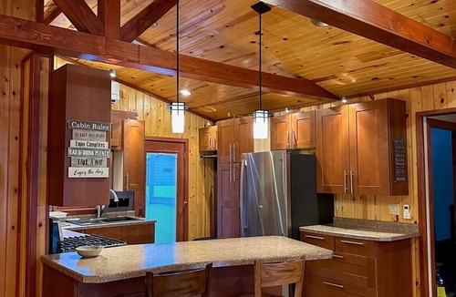 Fond du Lac Cabin | Charming Log Cabin on a private spring fed lake