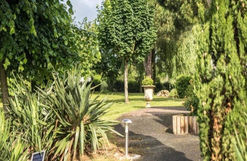 Azay-le-Rideau House | Charming Loire Valley Escape