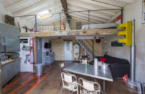 Gauriaguet House | Charming longère sleeps 15 with indoor pool