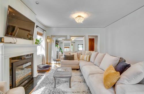 Crescent Hill House | Charming Louisville Retreat w/Patio & Fireplace!