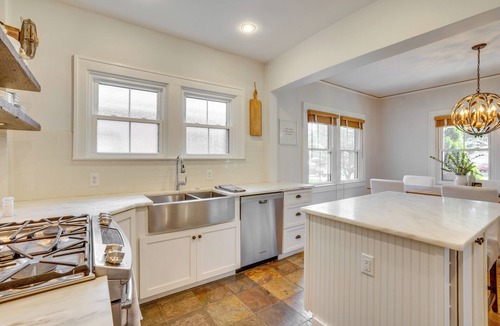 Crescent Hill House | Charming Louisville Retreat w/Patio & Fireplace!