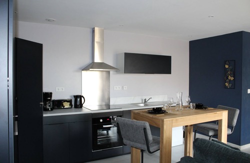 Fontenay-le-Comte House | Charming love room Althea