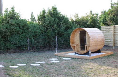 Fontenay-le-Comte House | Charming love room Althea