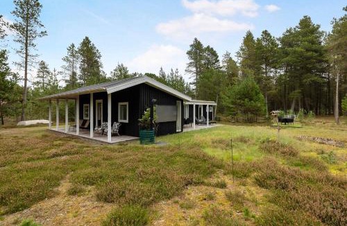 Helberskov Strand House | Charming & Lovely Forest House