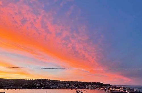 Shaldon Cottage | Charming Lovingly Restored Beachside Cottage