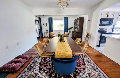 Riverside Terrace House | Charming Lux Gem in Med Center w/2 King Beds-Patio-Backyard