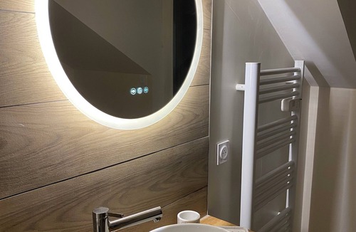 Dernier Sou Condo | Charming Maisonnette 2 steps from the old town!