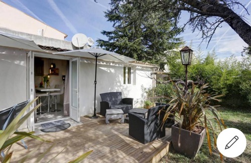 Tourrettes House | Charming Maisonette