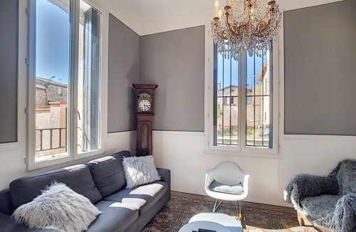 Thuir House | Charming manor house