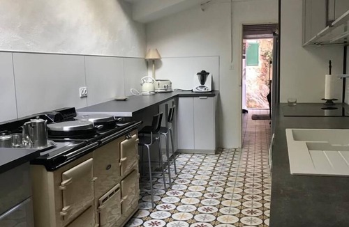 Toulon Villa | Charming manor house