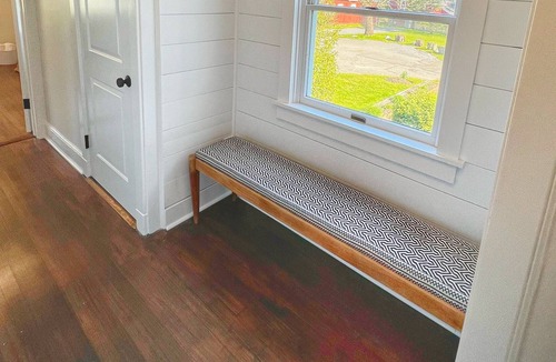 Glen Head Other | Charming Manor - Resort Backyard - POOL & JACUZZI