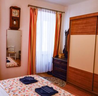 Cres Apartment | Charming marine style apartment