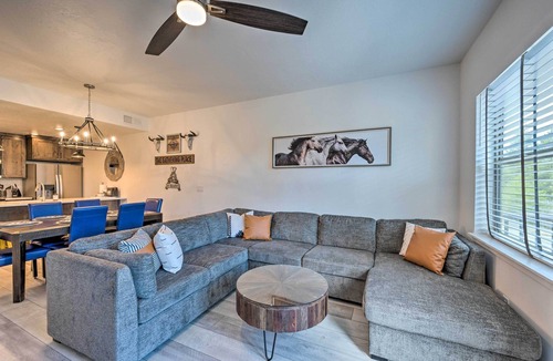 McCall House | Charming McCall Townhome: Hike, Fish, & Ski!