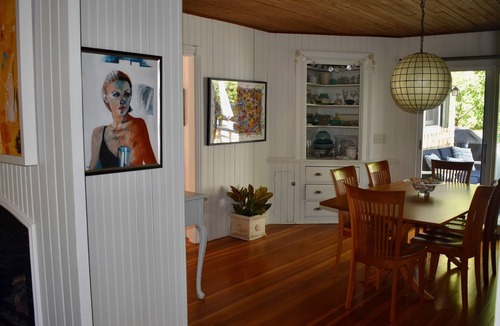 North Falmouth House | Charming Megansett Classic walk to beach