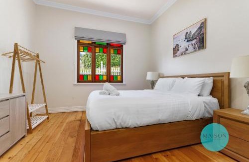 Merewether House | Charming Merewether Cottage