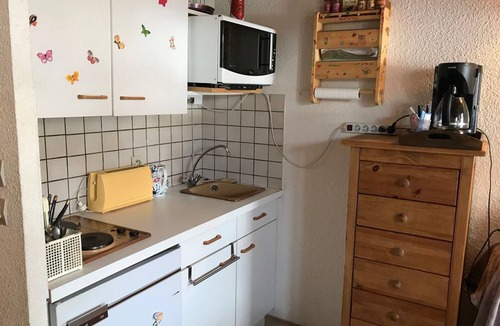 Demi-Quartier Apartment | Charming mezzanine studio for 4 in rural setting, parking