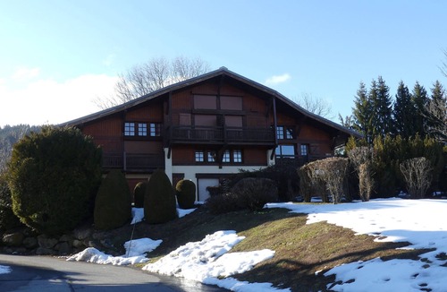 Demi-Quartier Apartment | Charming mezzanine studio for 4 in rural setting, parking