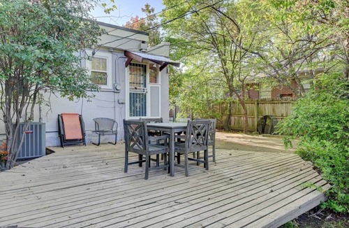 Evergreen House | Charming Midtown-Evergreen Bungalow
