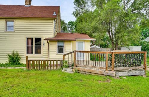 Lind-Bohanon House | Charming Minneapolis Home w/Deck, 5 Mi to Central